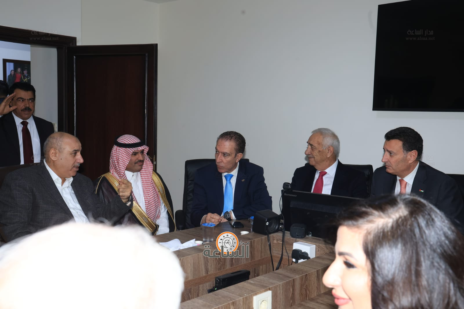 Madar Al-Saa Images 0.11080000542149293