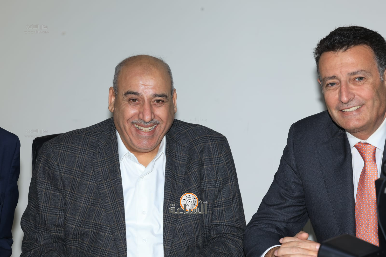 Madar Al-Saa Images 0.6748052792834786