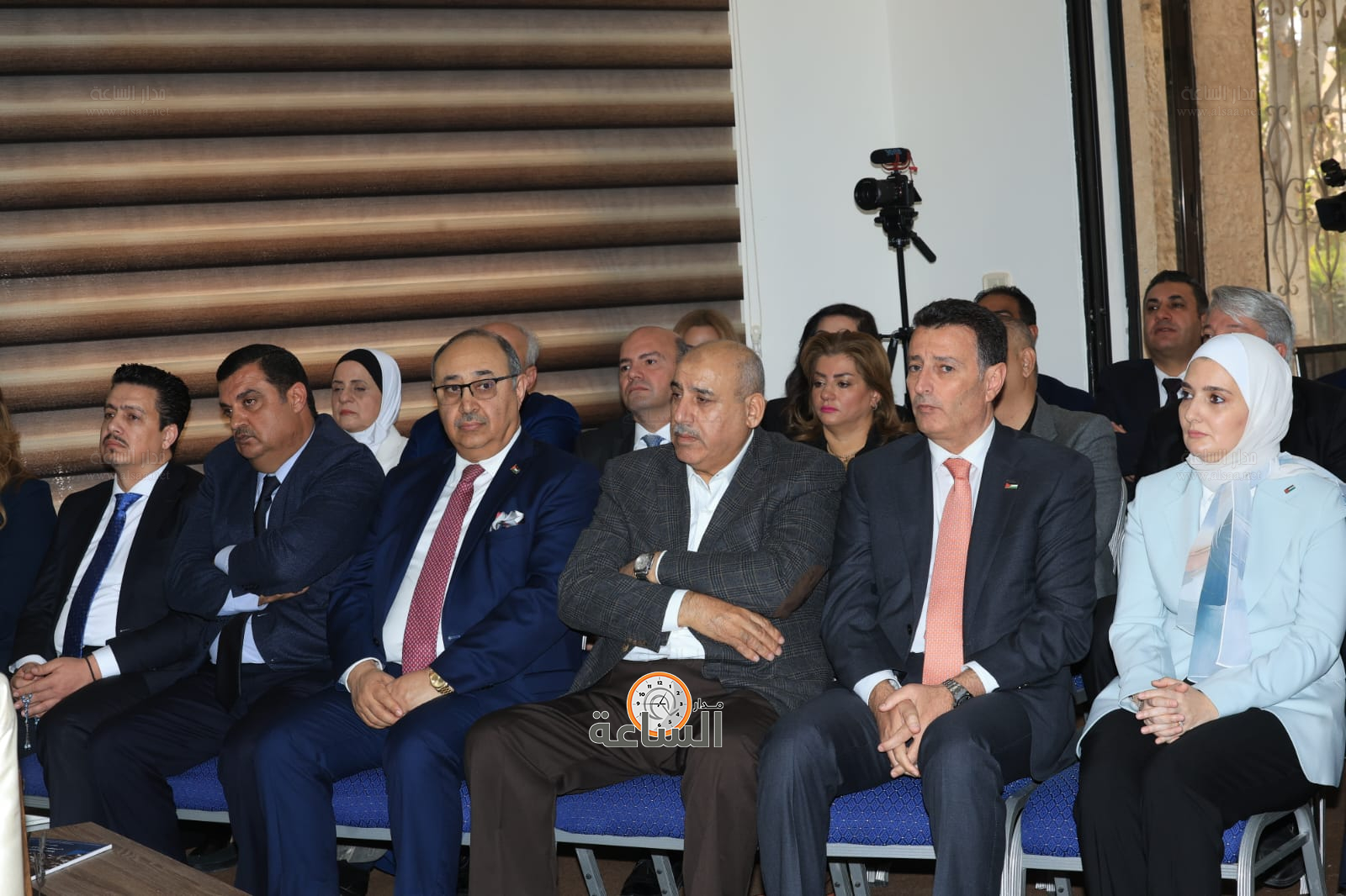 Madar Al-Saa Images 0.5337704462560569