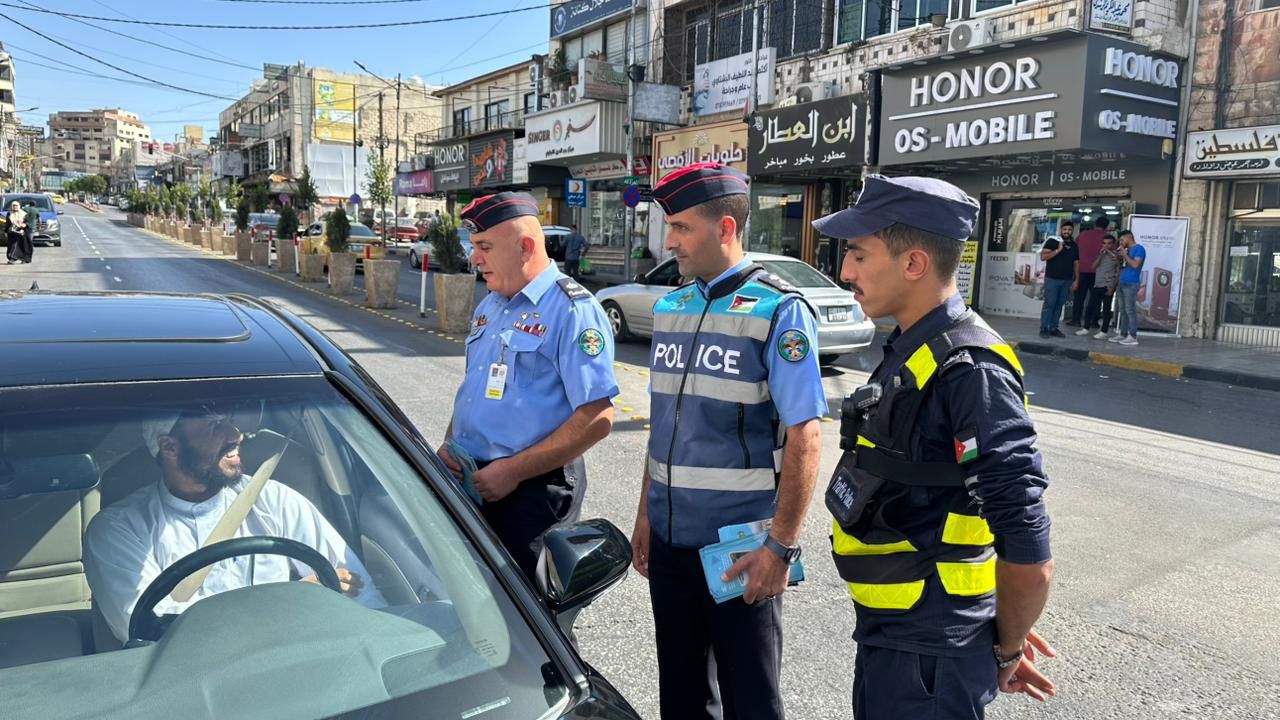 Madar Al-Saa Images 0.03369799030010556