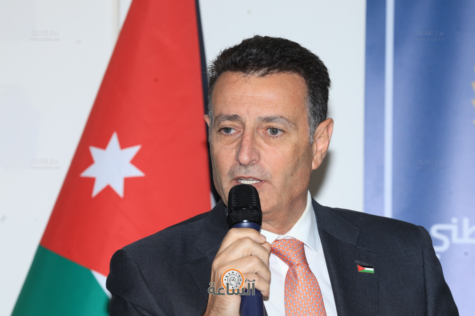 Madar Al-Saa Images 0.46905934863292964