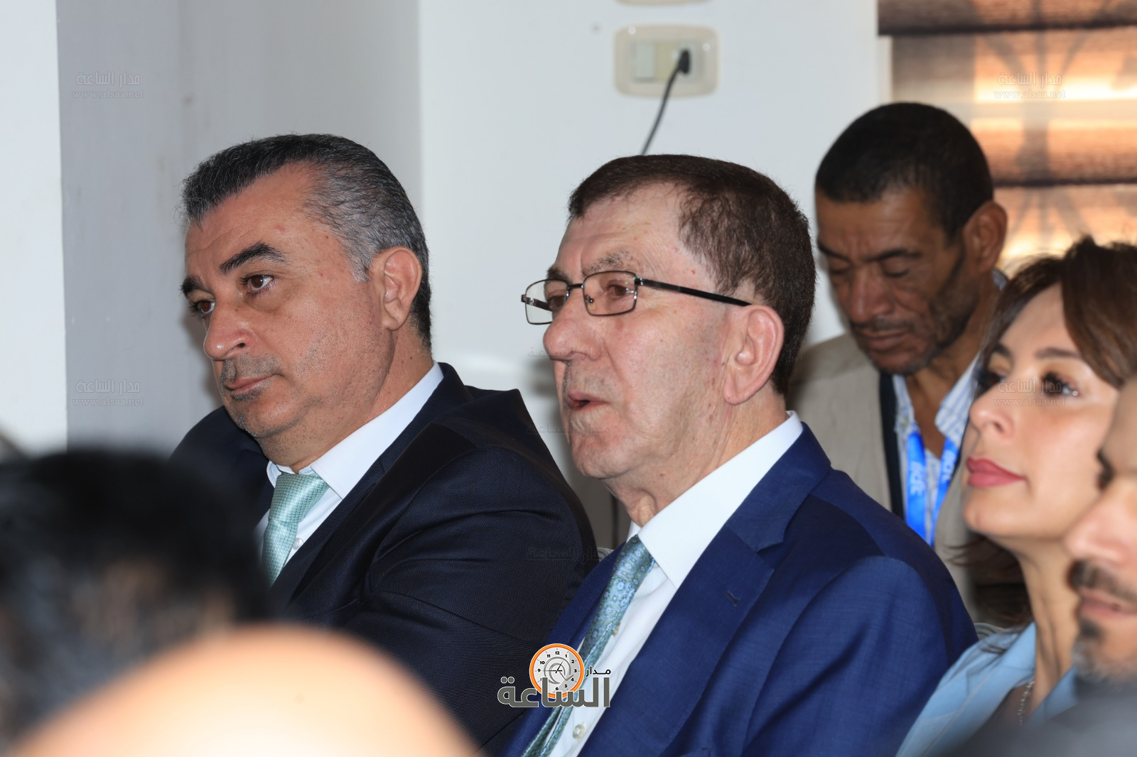 Madar Al-Saa Images 0.4465538534281114