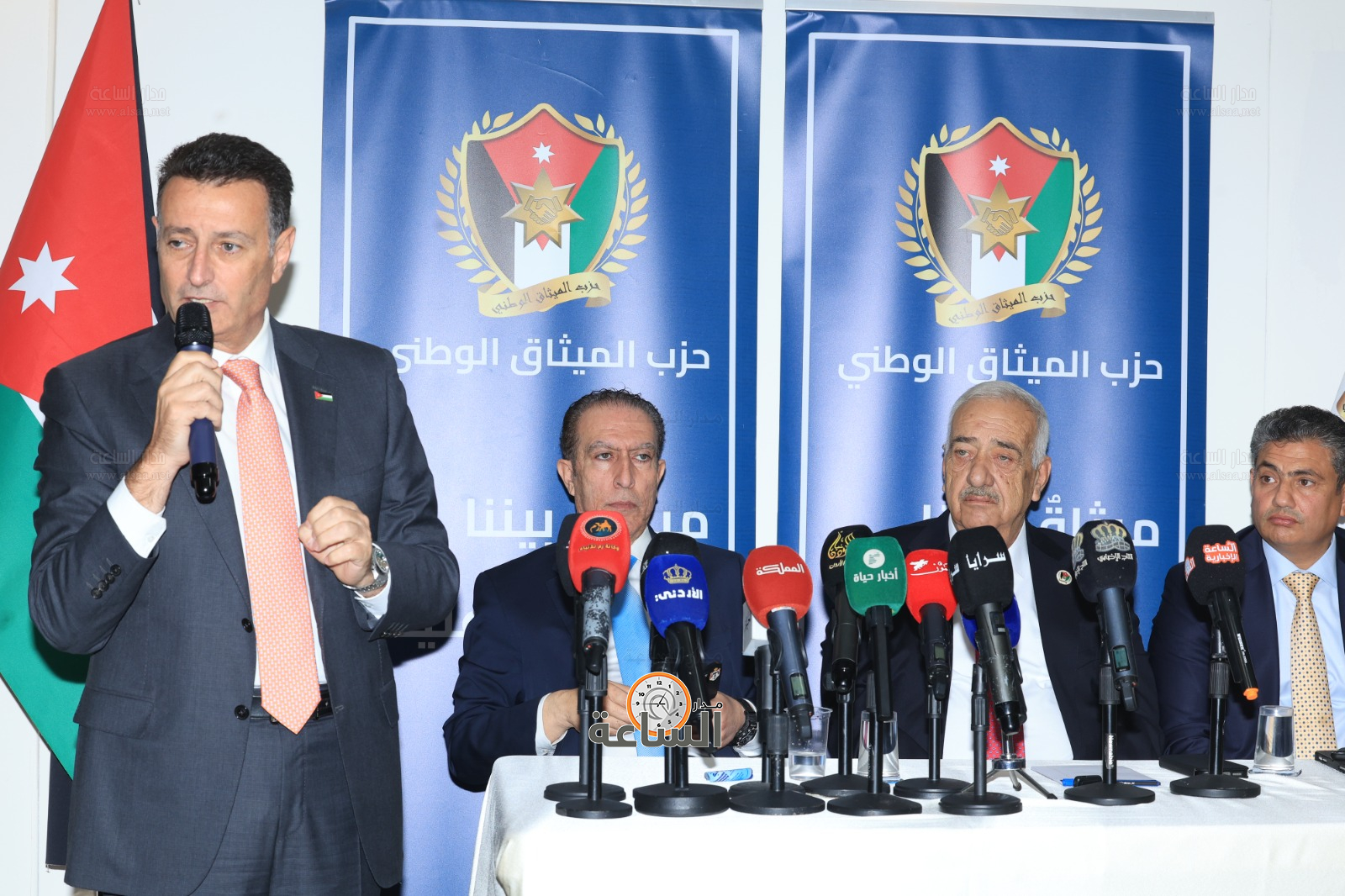 Madar Al-Saa Images 0.34714371720546944