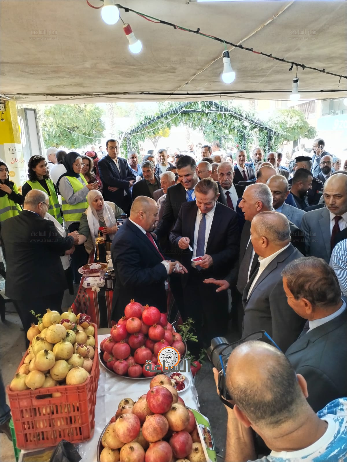 Madar Al-Saa Images 0.3919538515840091