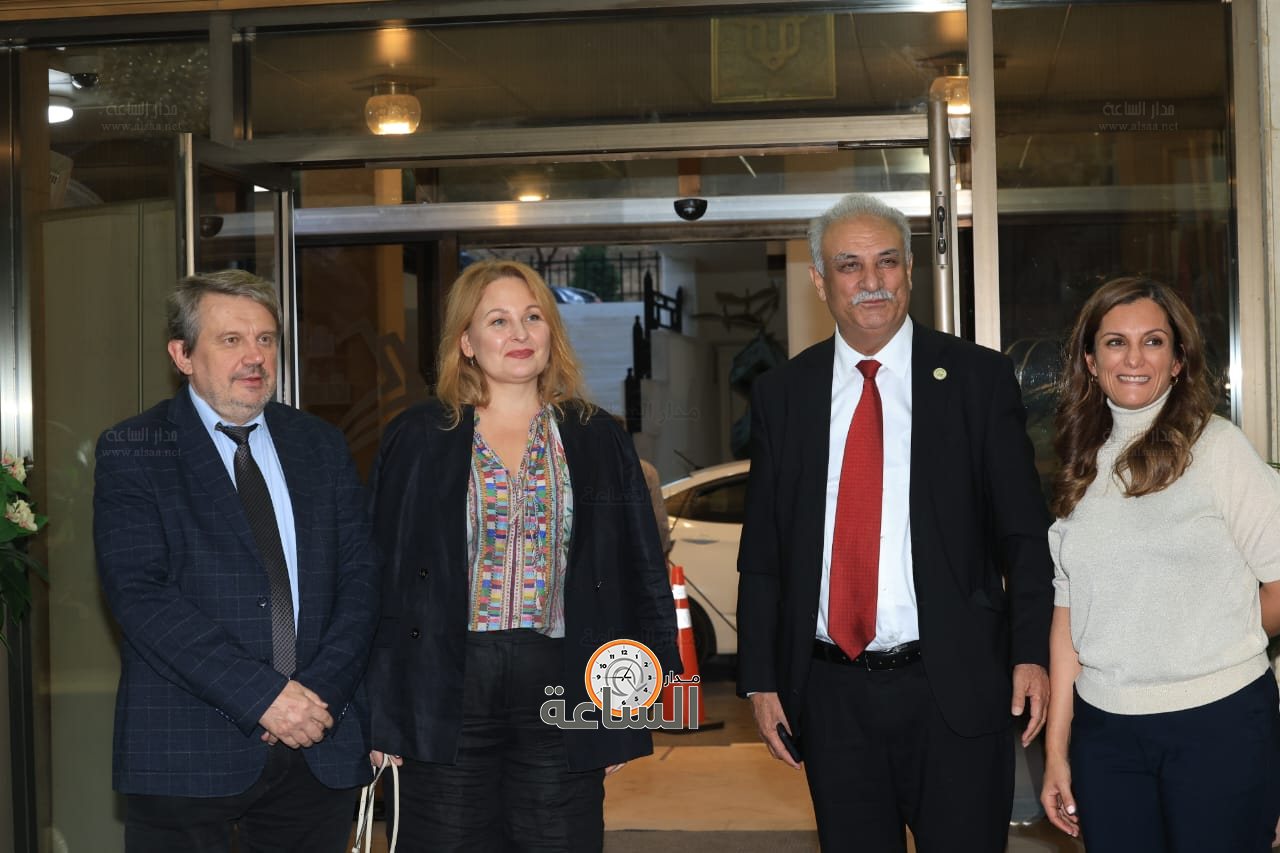 Madar Al-Saa Images 0.741003775162952