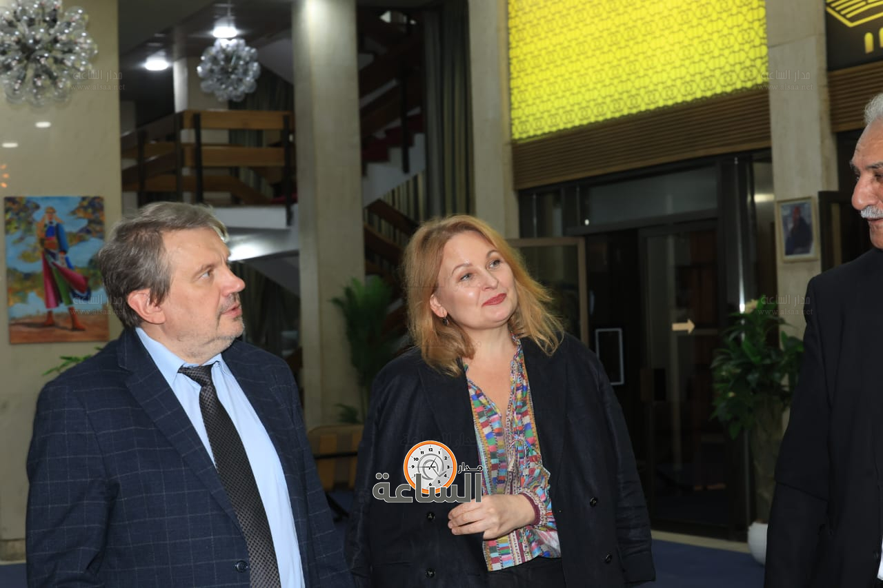 Madar Al-Saa Images 0.41989442218433015