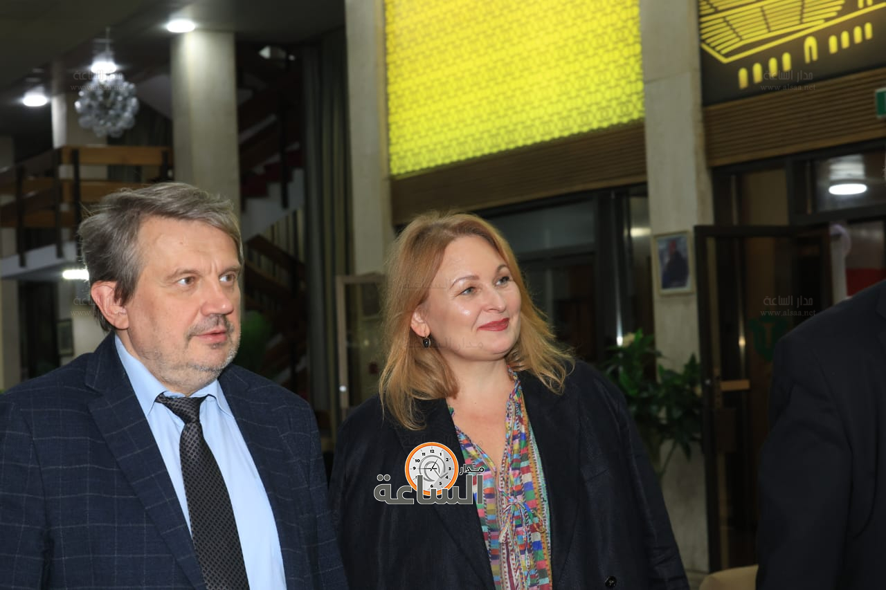 Madar Al-Saa Images 0.5555331765046125