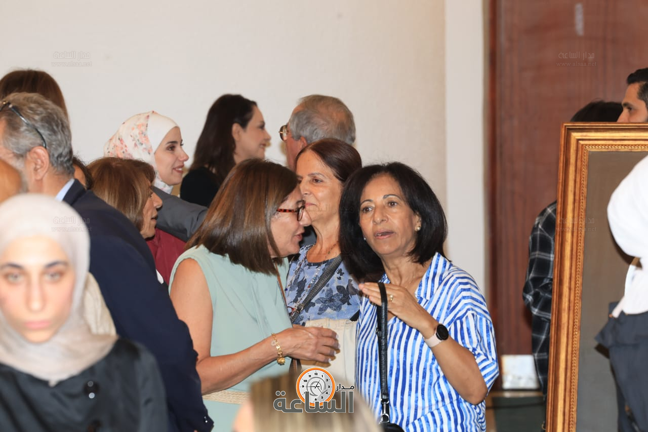 Madar Al-Saa Images 0.23904126263584147