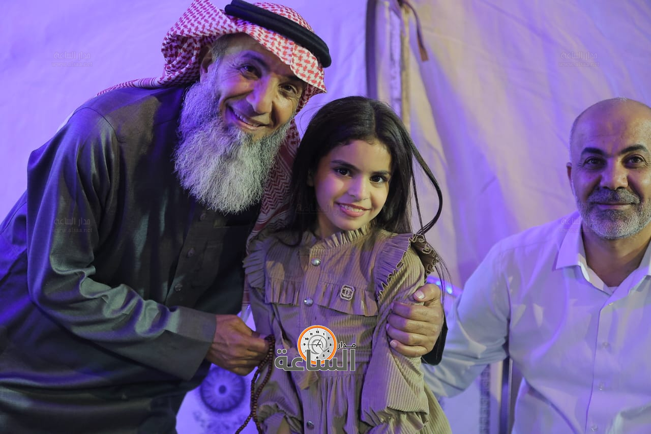 Madar Al-Saa Images 0.8904159325083303