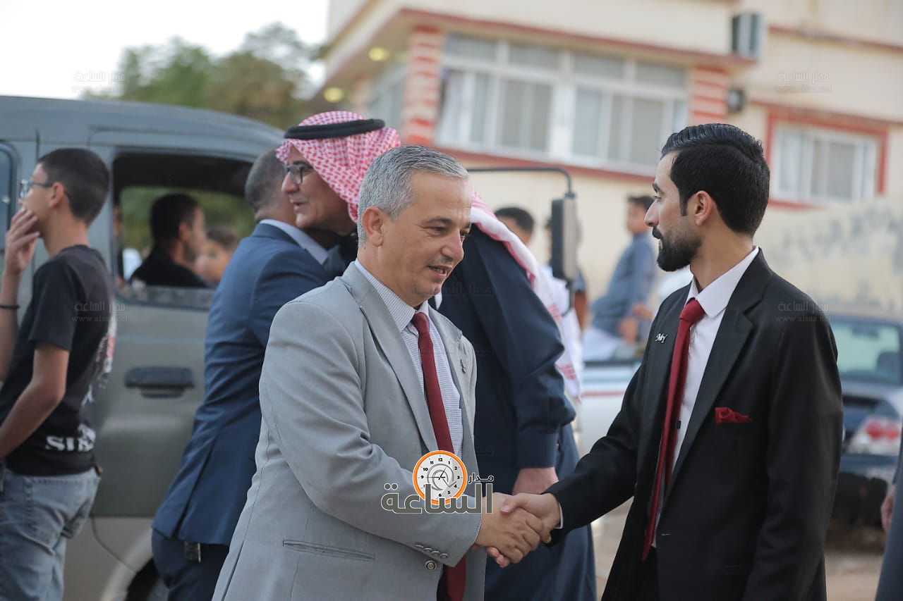 Madar Al-Saa Images 0.1567441768387272