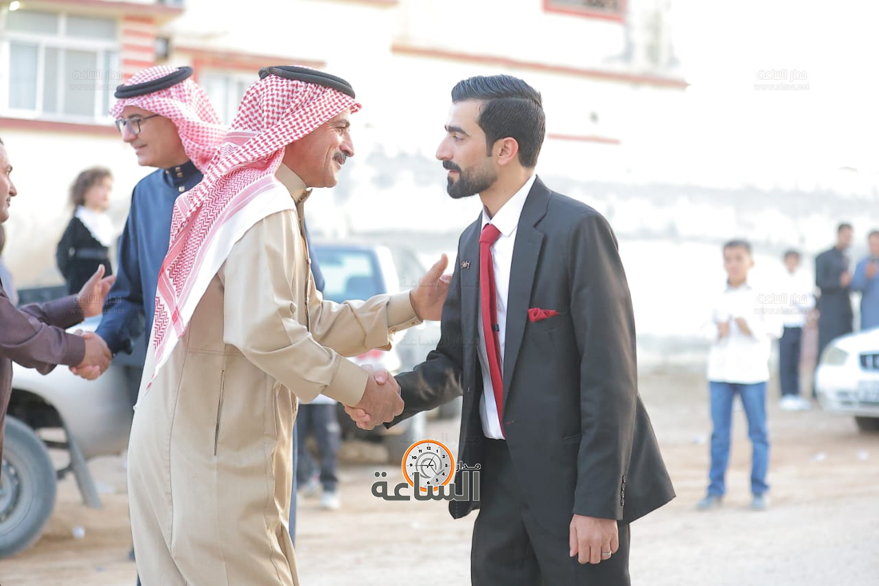 Madar Al-Saa Images 0.3332047740649836