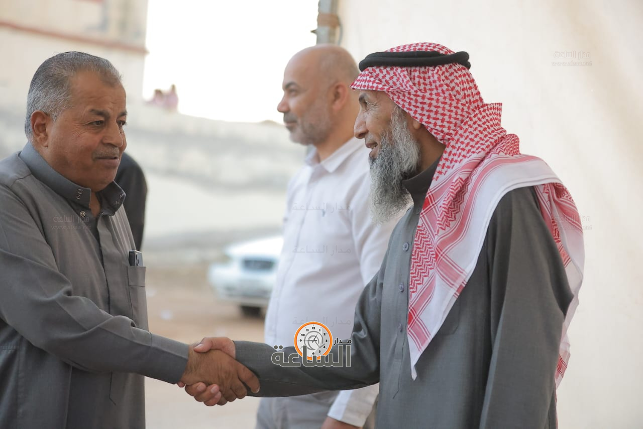 Madar Al-Saa Images 0.3762378134394182