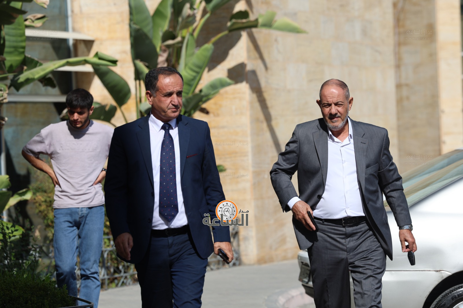 Madar Al-Saa Images 0.8714911050024293