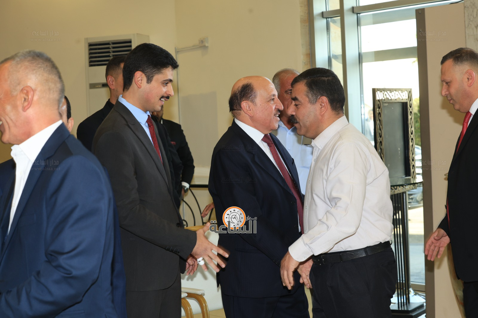 Madar Al-Saa Images 0.7187499727034012