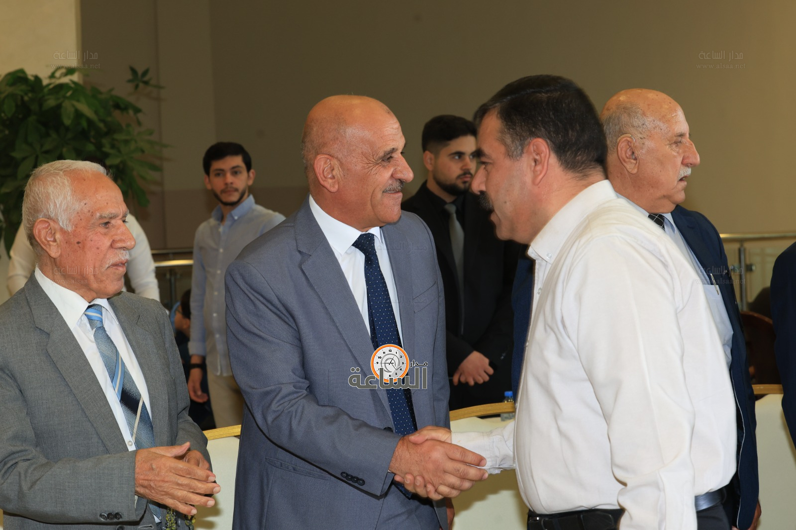 Madar Al-Saa Images 0.855997176030177