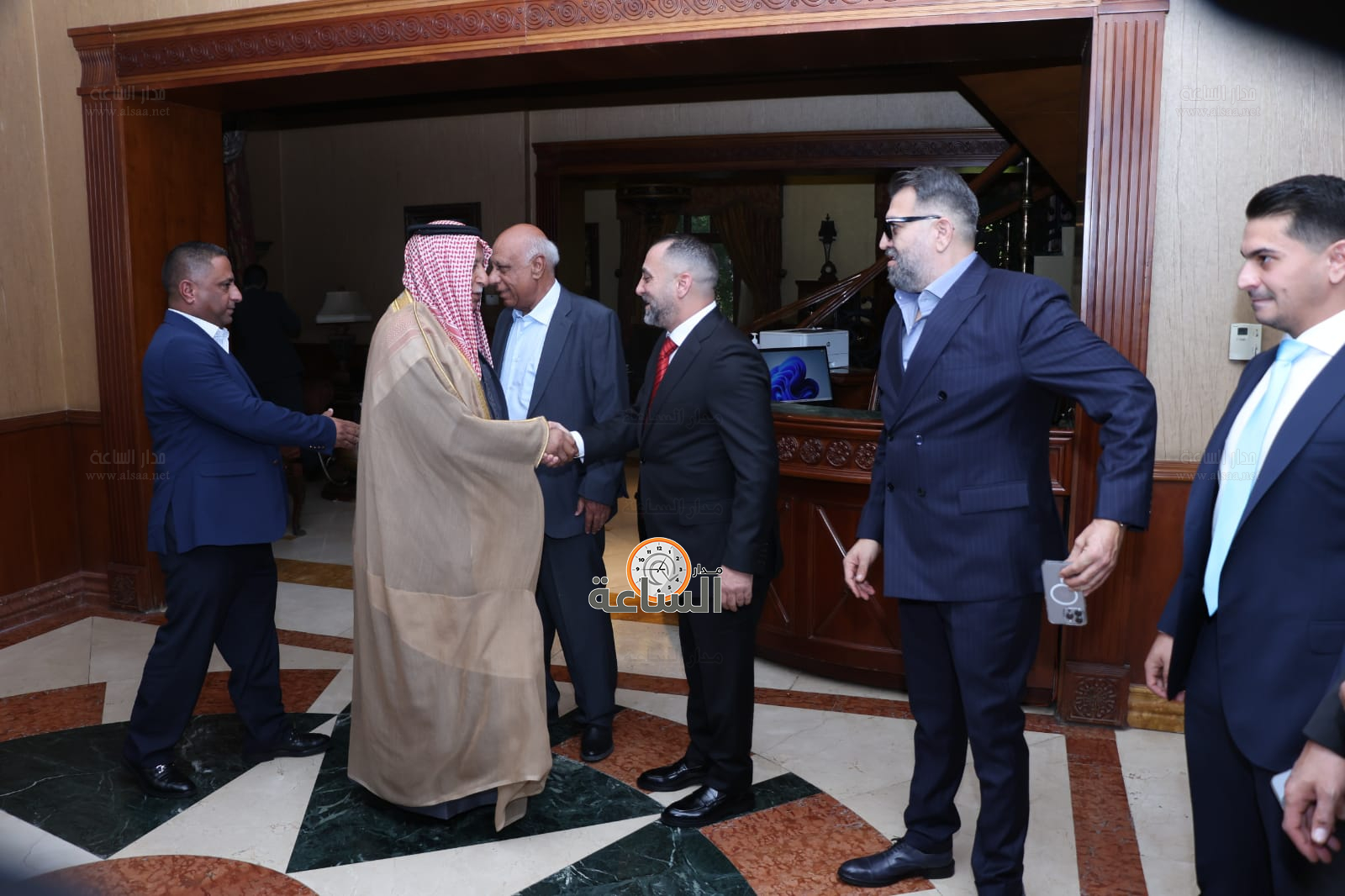 Madar Al-Saa Images 0.9354739853636617