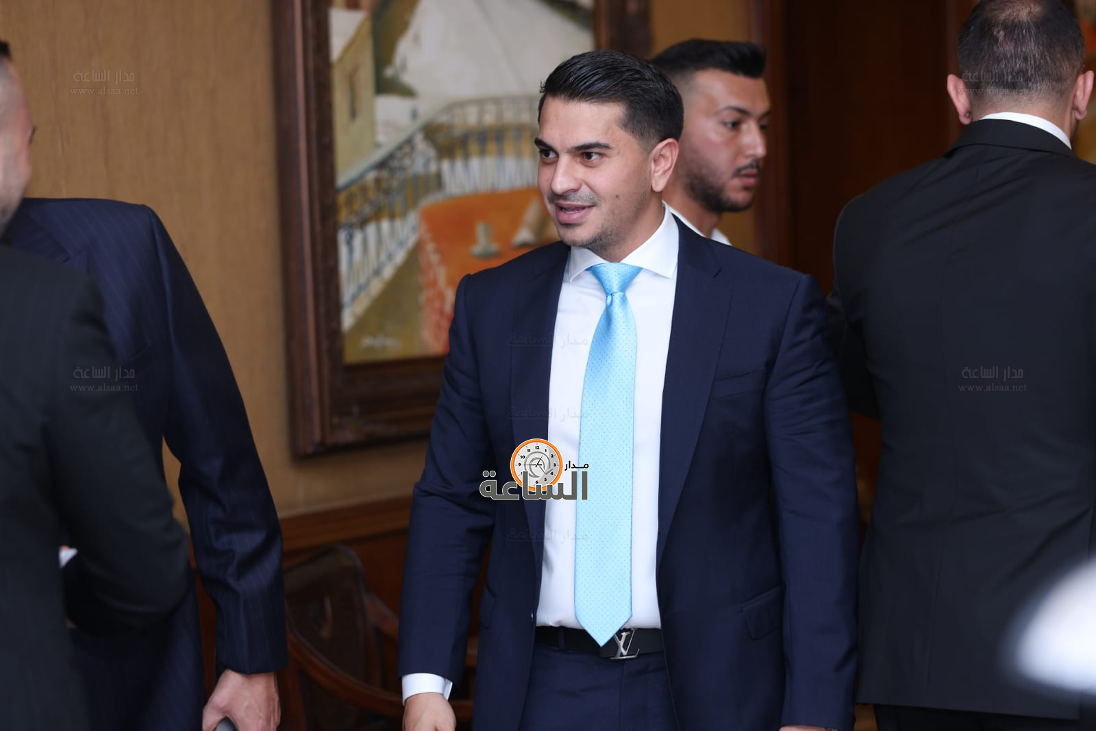 Madar Al-Saa Images 0.429458480885613