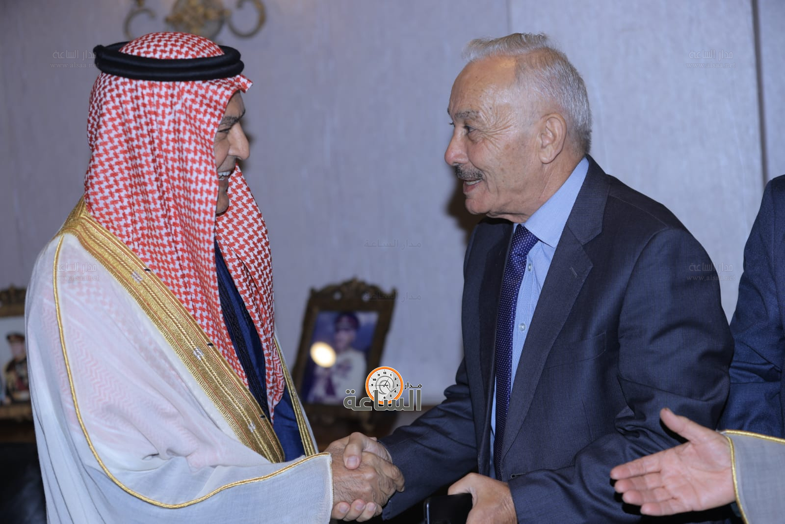 Madar Al-Saa Images 0.6061776257109318