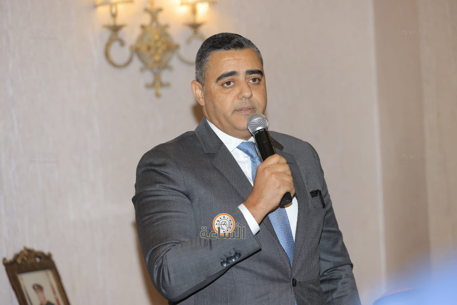 Madar Al-Saa Images 0.25547766369419844