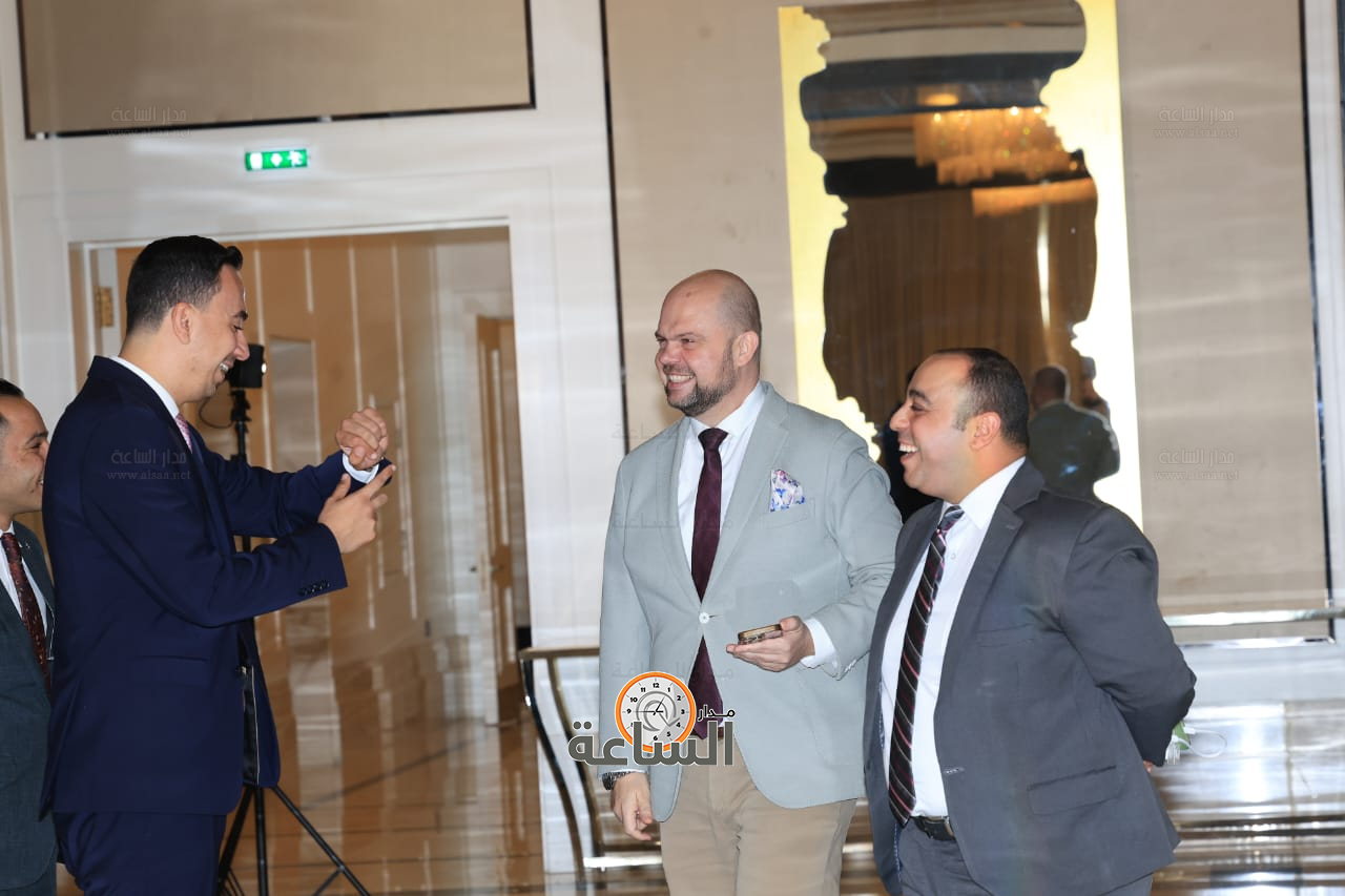 Madar Al-Saa Images 0.8450341576747784