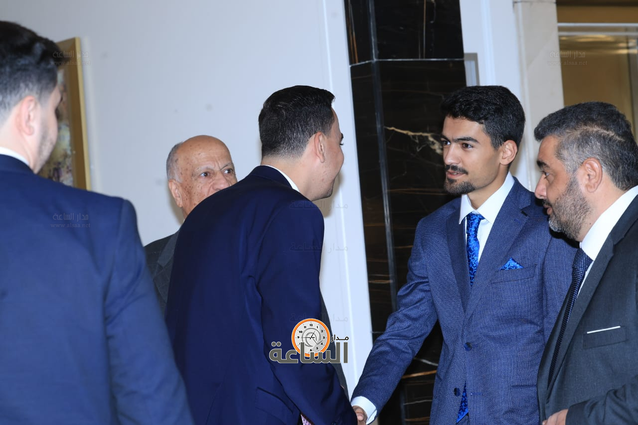 Madar Al-Saa Images 0.3765325999496755