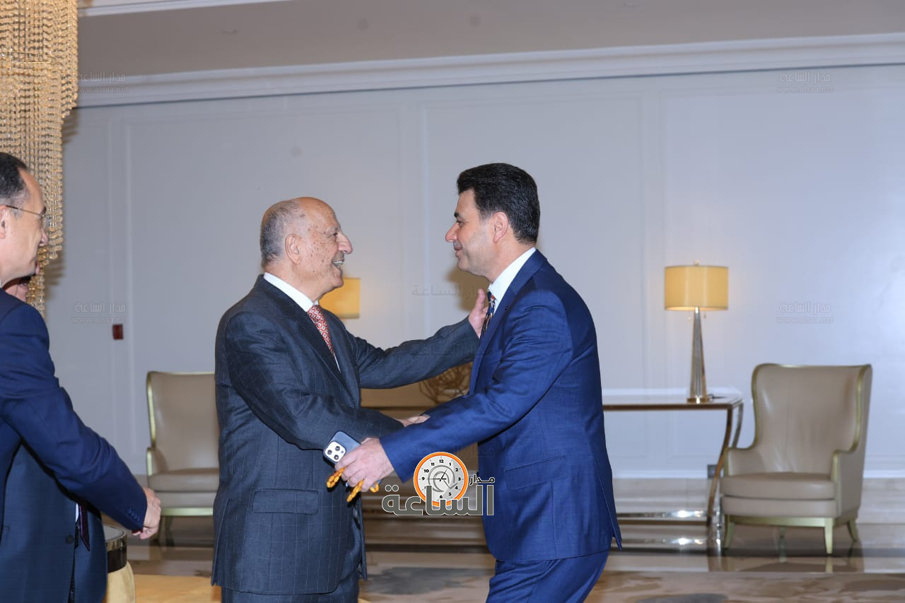 Madar Al-Saa Images 0.056702444687168785