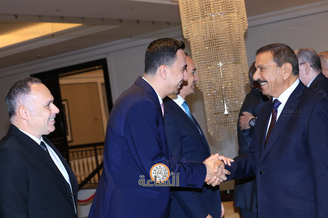 Madar Al-Saa Images 0.018742043428607857