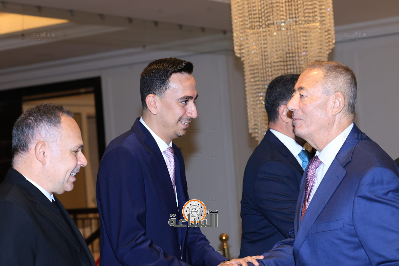 Madar Al-Saa Images 0.37176335114537196