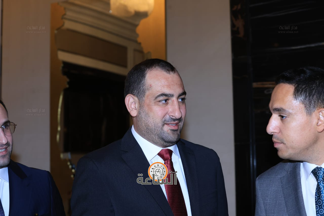 Madar Al-Saa Images 0.015639607181056503