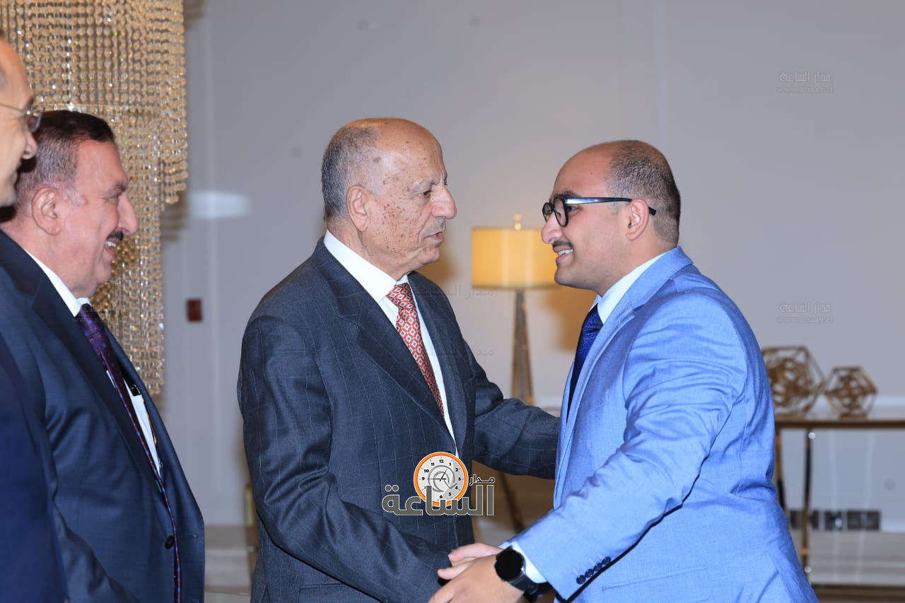 Madar Al-Saa Images 0.9210360192532474