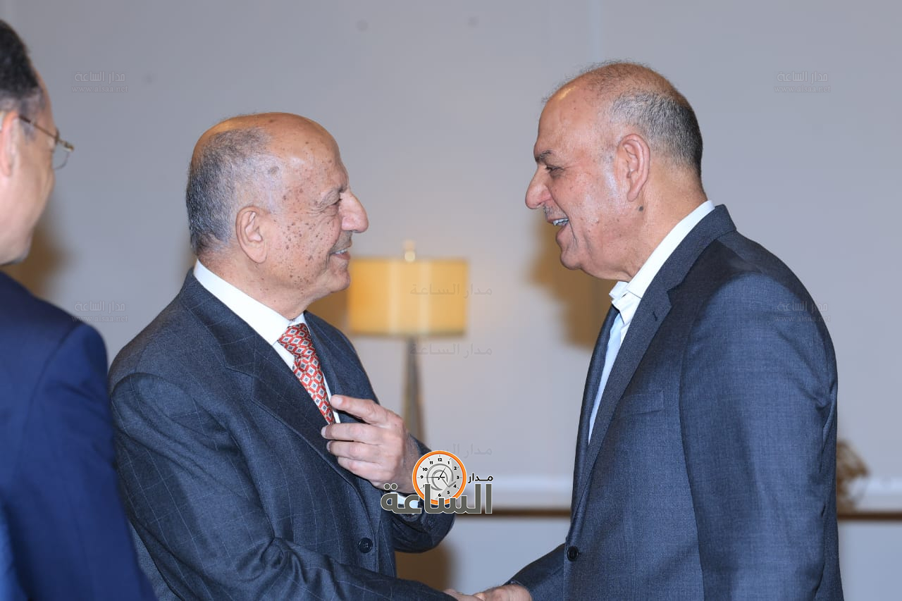 Madar Al-Saa Images 0.8504477190823829