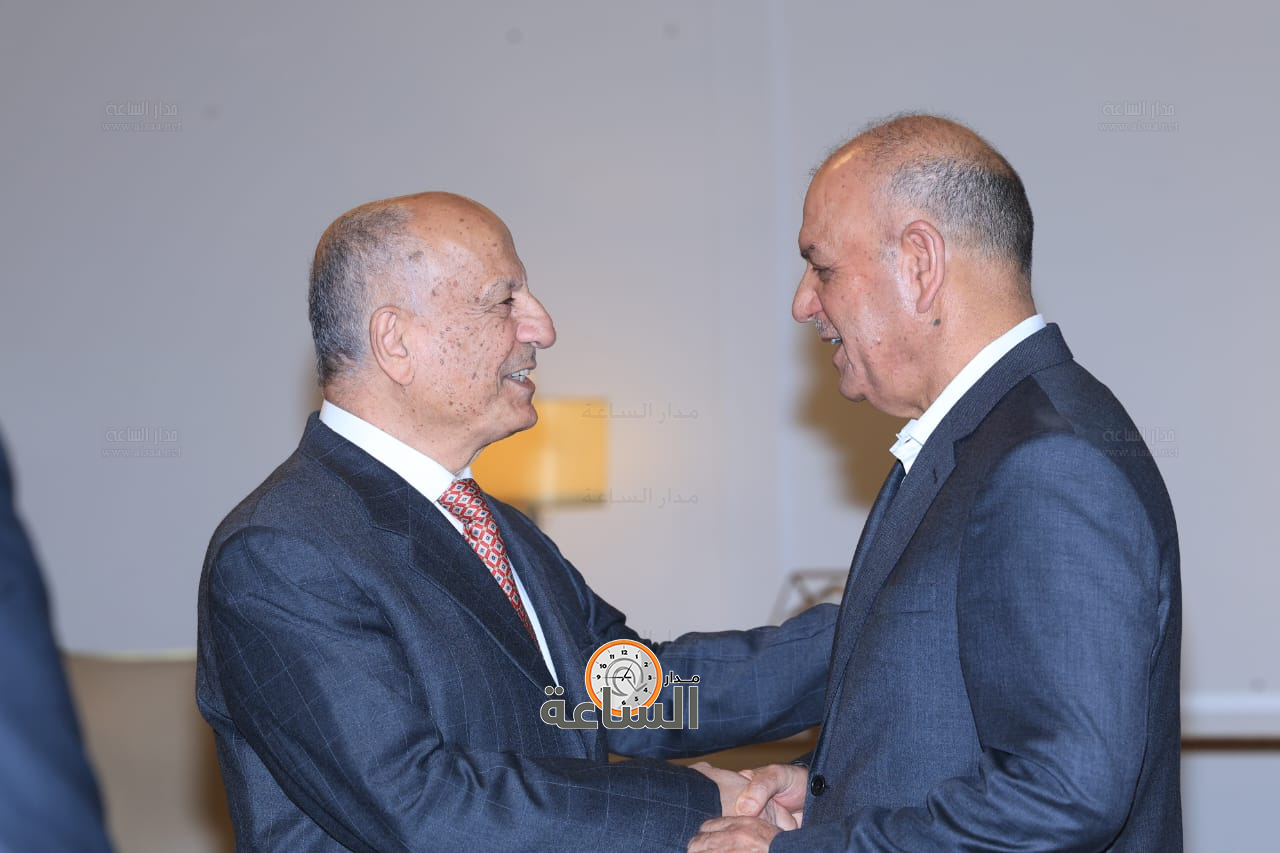 Madar Al-Saa Images 0.05003036858518417