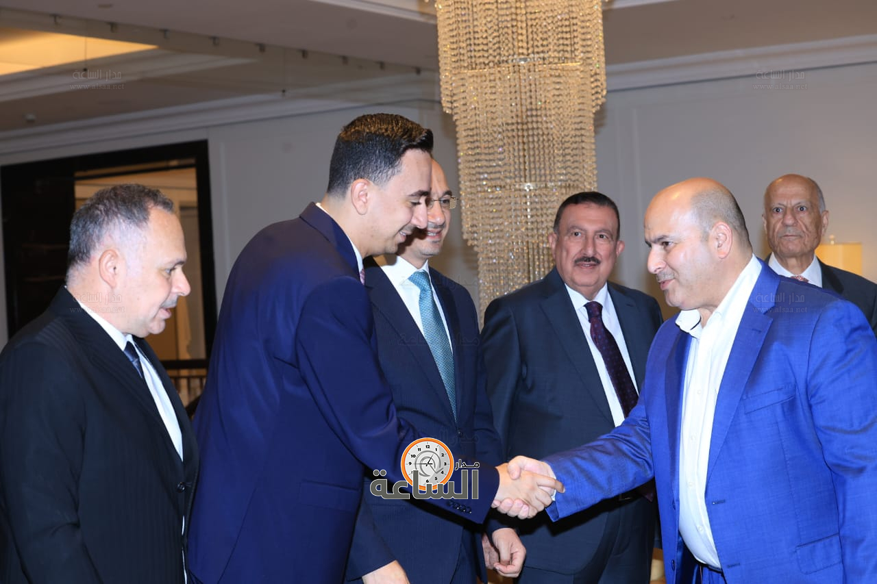 Madar Al-Saa Images 0.7360631792504052