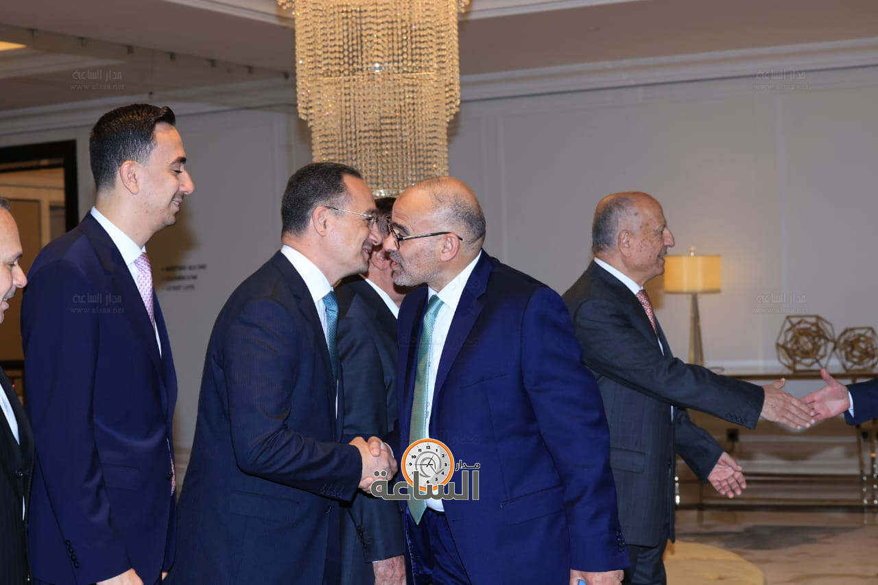 Madar Al-Saa Images 0.6664938677977307