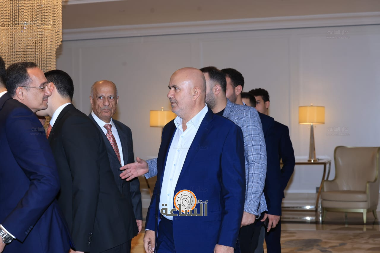 Madar Al-Saa Images 0.40235790320734066