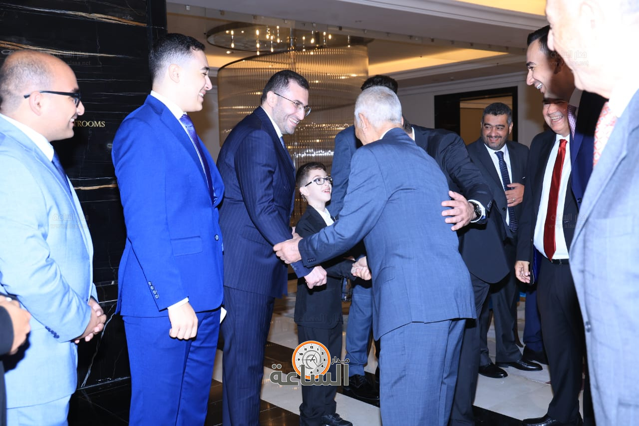 Madar Al-Saa Images 0.7897656947489826