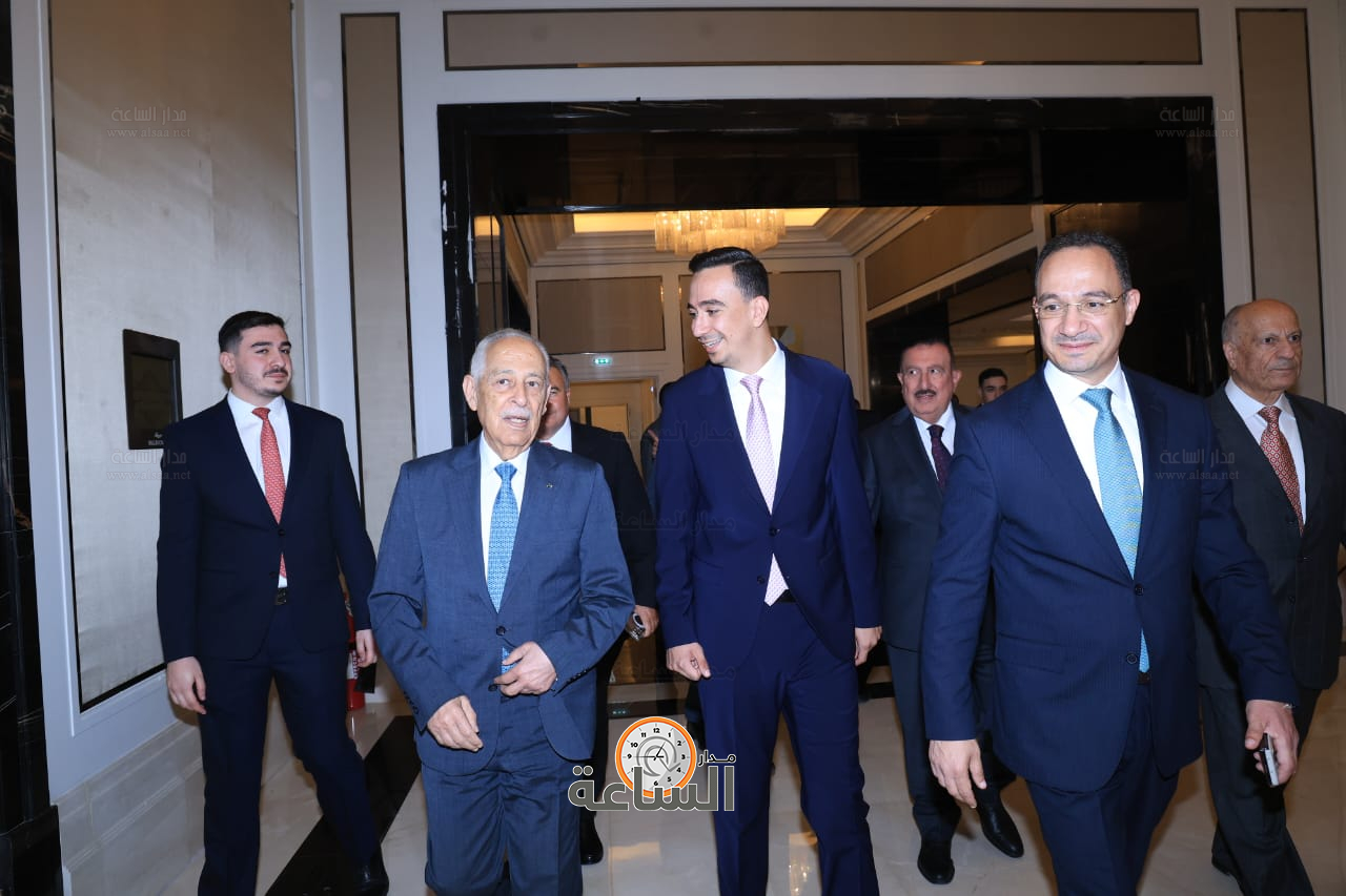 Madar Al-Saa Images 0.33439224375354015