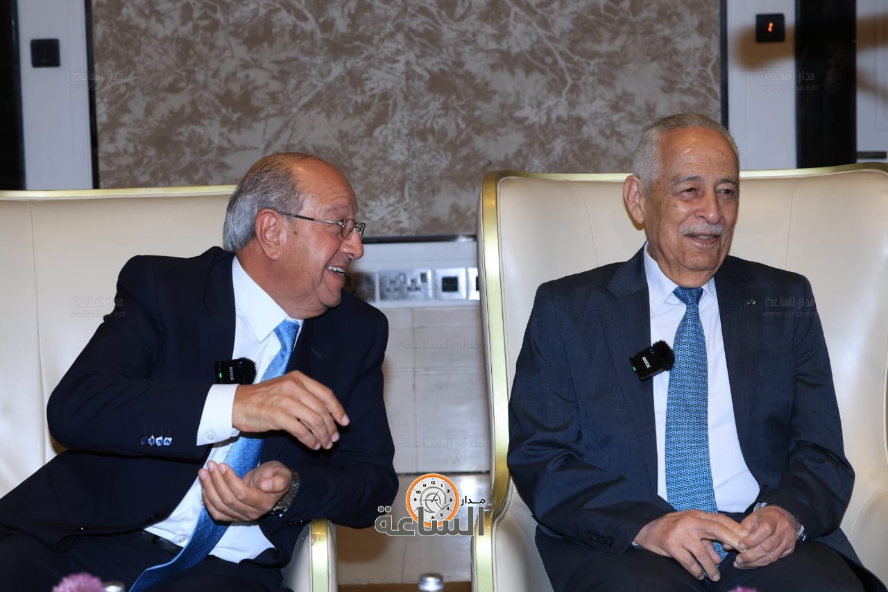 Madar Al-Saa Images 0.09074378404316907