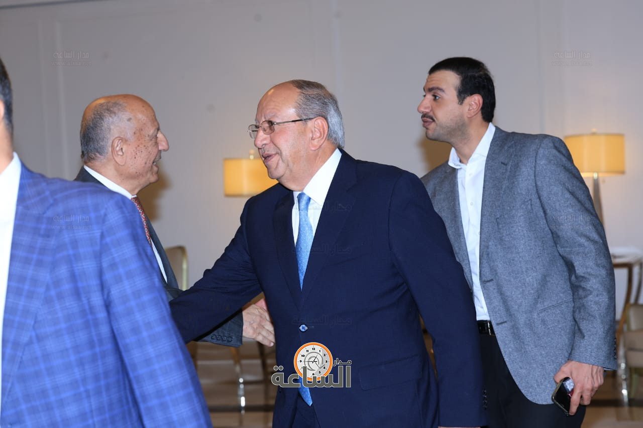 Madar Al-Saa Images 0.5325398214612516