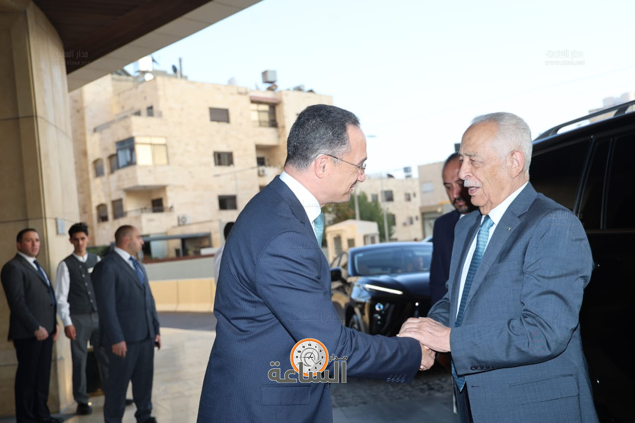 Madar Al-Saa Images 0.8785103467188887