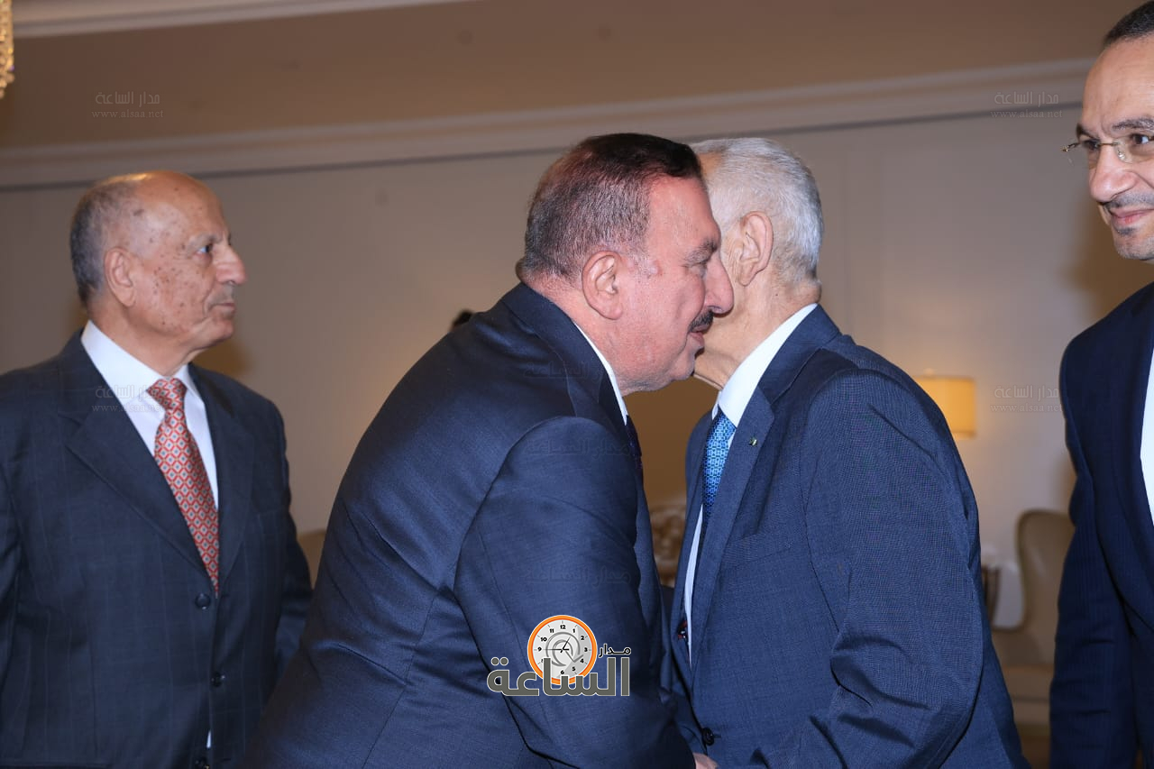 Madar Al-Saa Images 0.3398543372251812