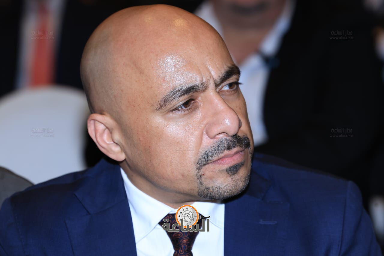 Madar Al-Saa Images 0.7855491679353116