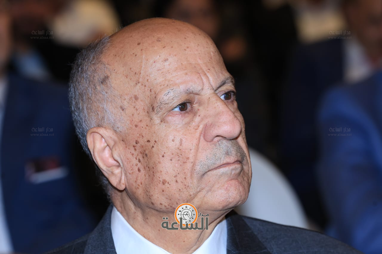 Madar Al-Saa Images 0.5991880362398753