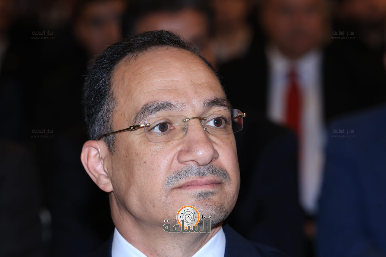 Madar Al-Saa Images 0.10987613881735869