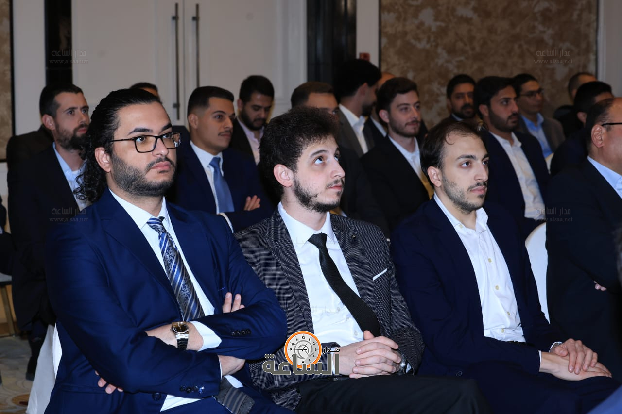 Madar Al-Saa Images 0.5004043487597036