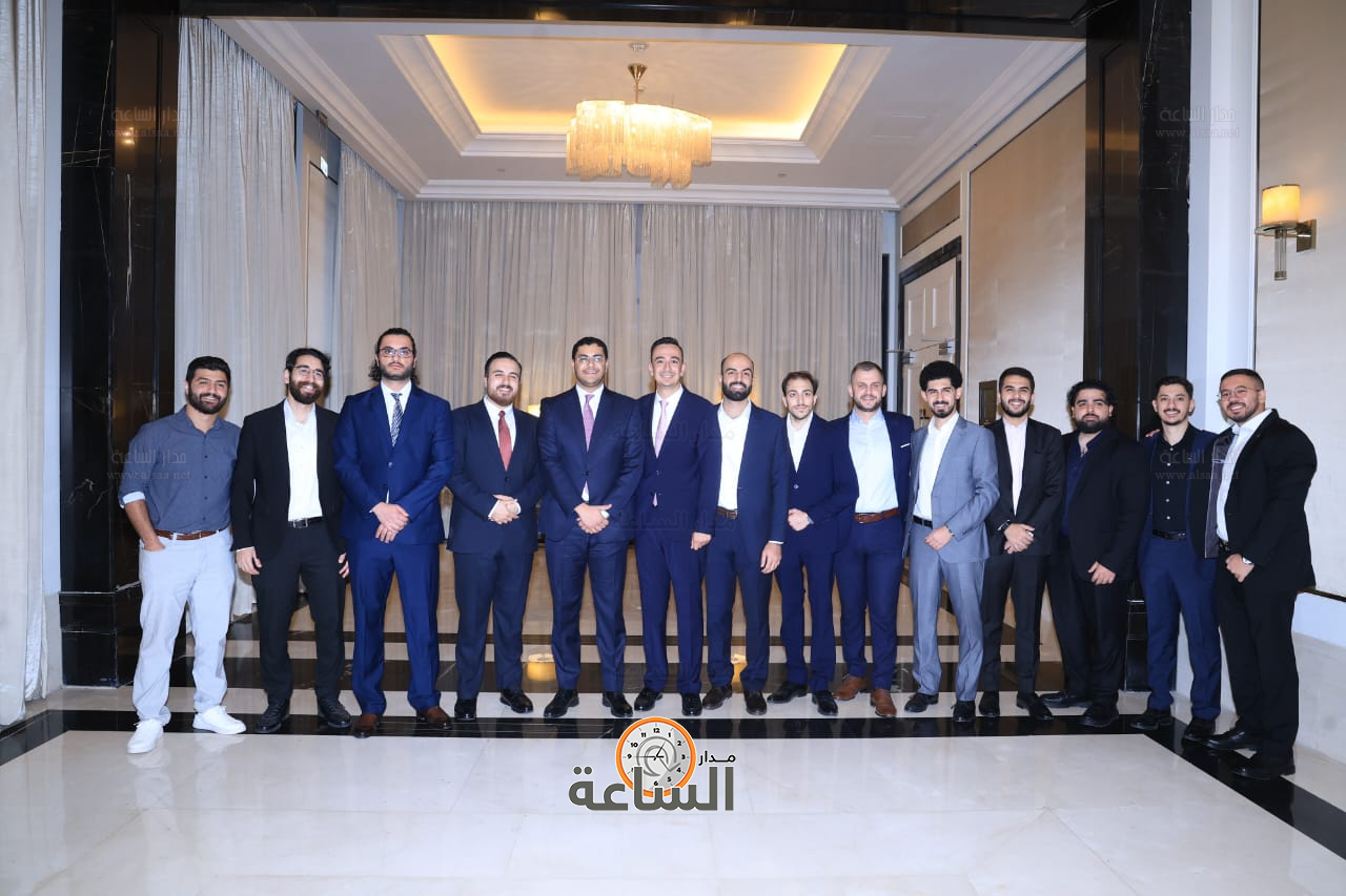 Madar Al-Saa Images 0.7822255165246487