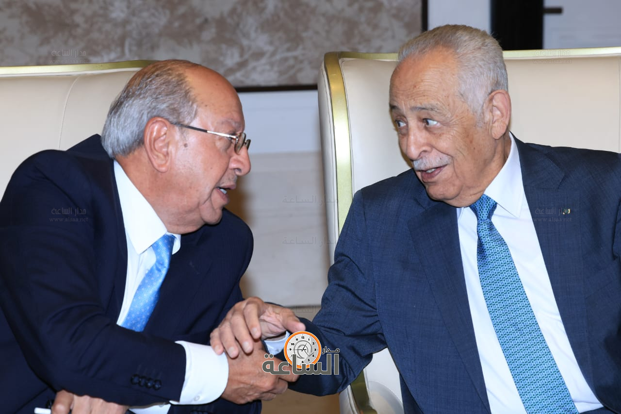 Madar Al-Saa Images 0.40761309146594715