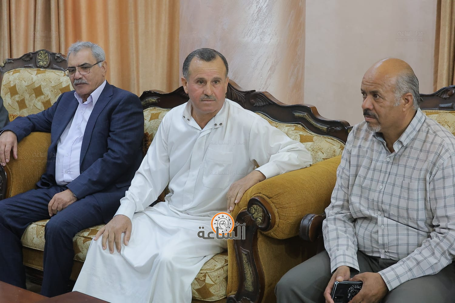 Madar Al-Saa Images 0.8047401851784124