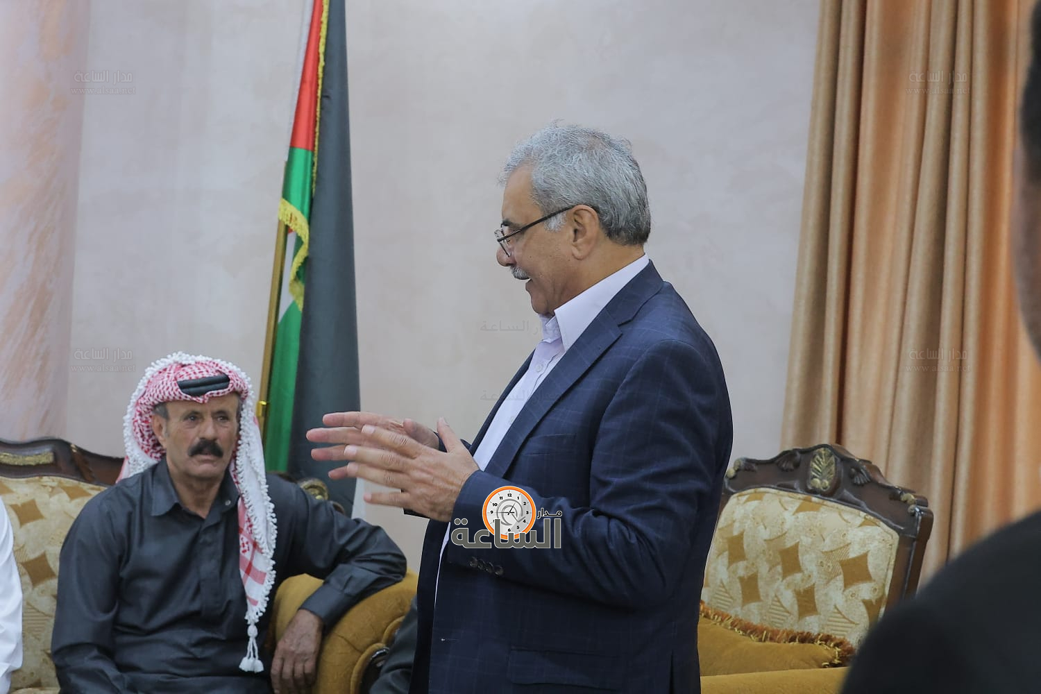 Madar Al-Saa Images 0.37913189264173197