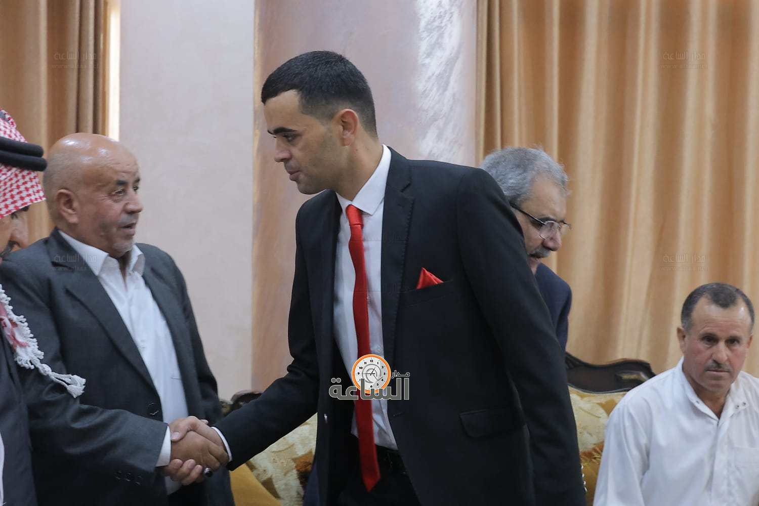 Madar Al-Saa Images 0.652834365261028